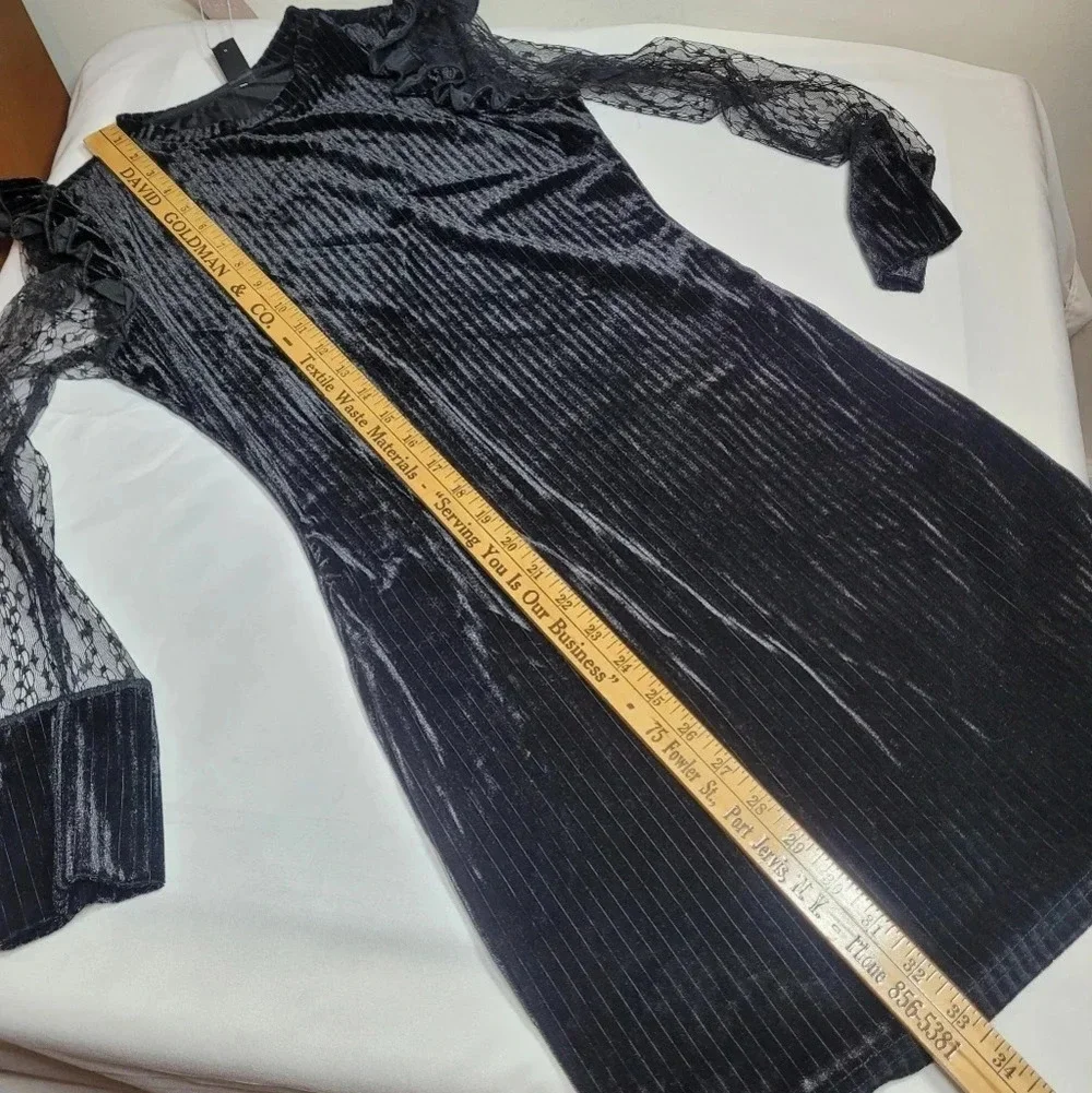 NWT Emery Rose Black Lace Bodycon Long Sleeve Mini Dress sz M